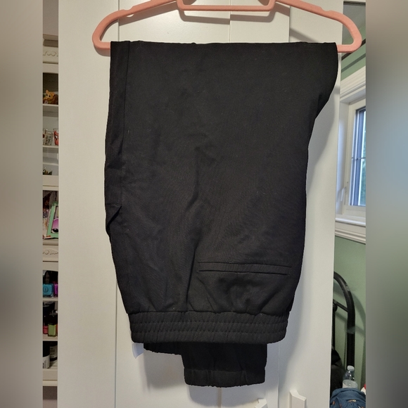 Reitmans slim leg regular length pant, size 22 - Picture 8 of 8